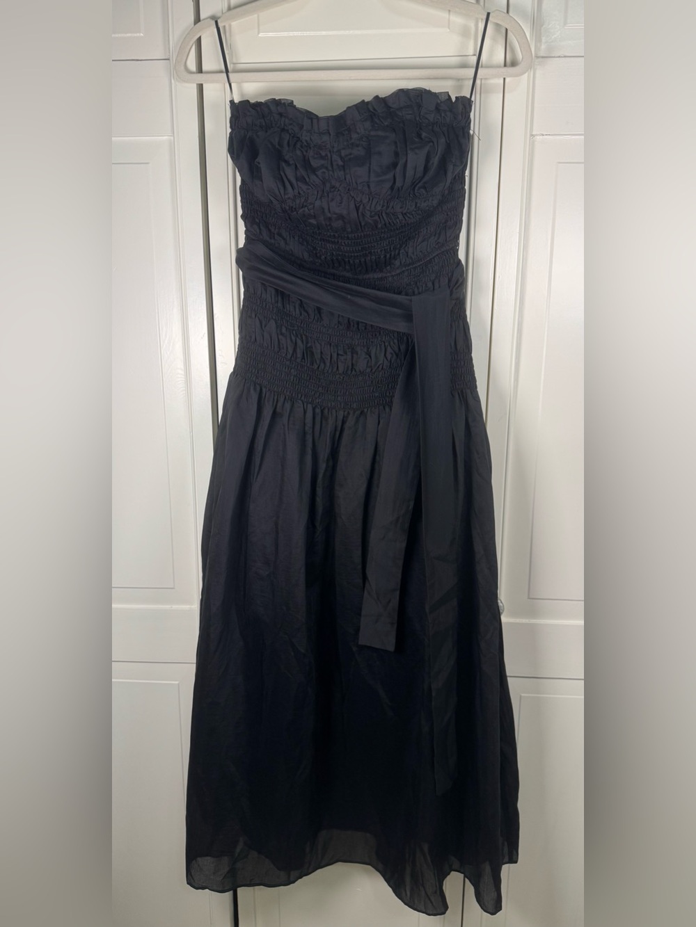 Moon River Black Strapless Smocked Midi Dress XS NWT